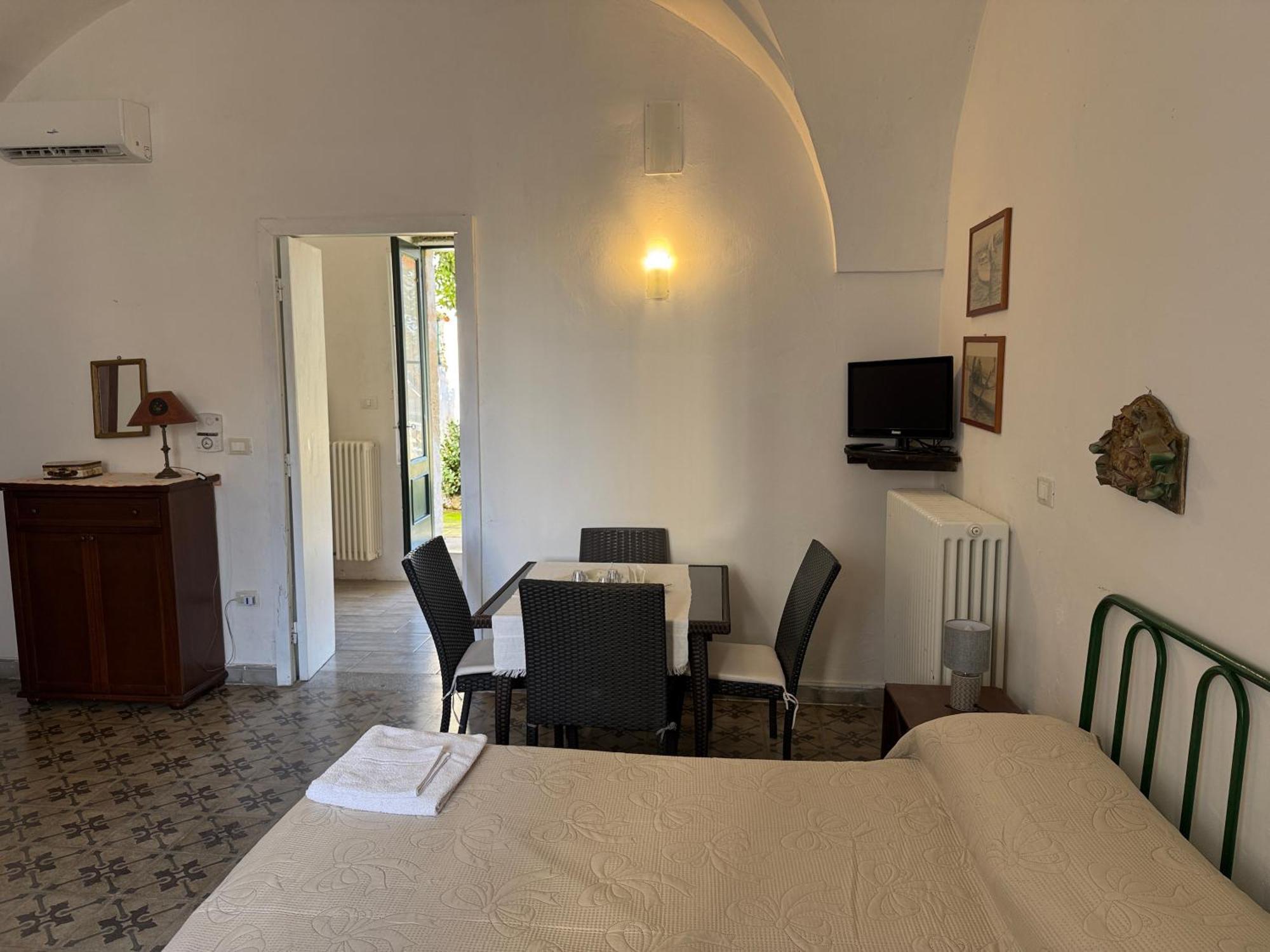 Residenza Storica Parco Lanoce Apartment Poggiardo Ngoại thất bức ảnh